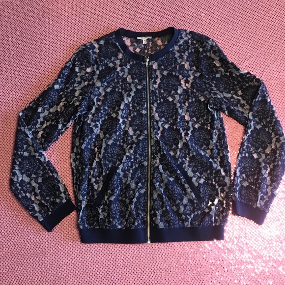 SOLD Maurice’s Blue Lace Floral Bomber Jacket M - Picture 2 of 12